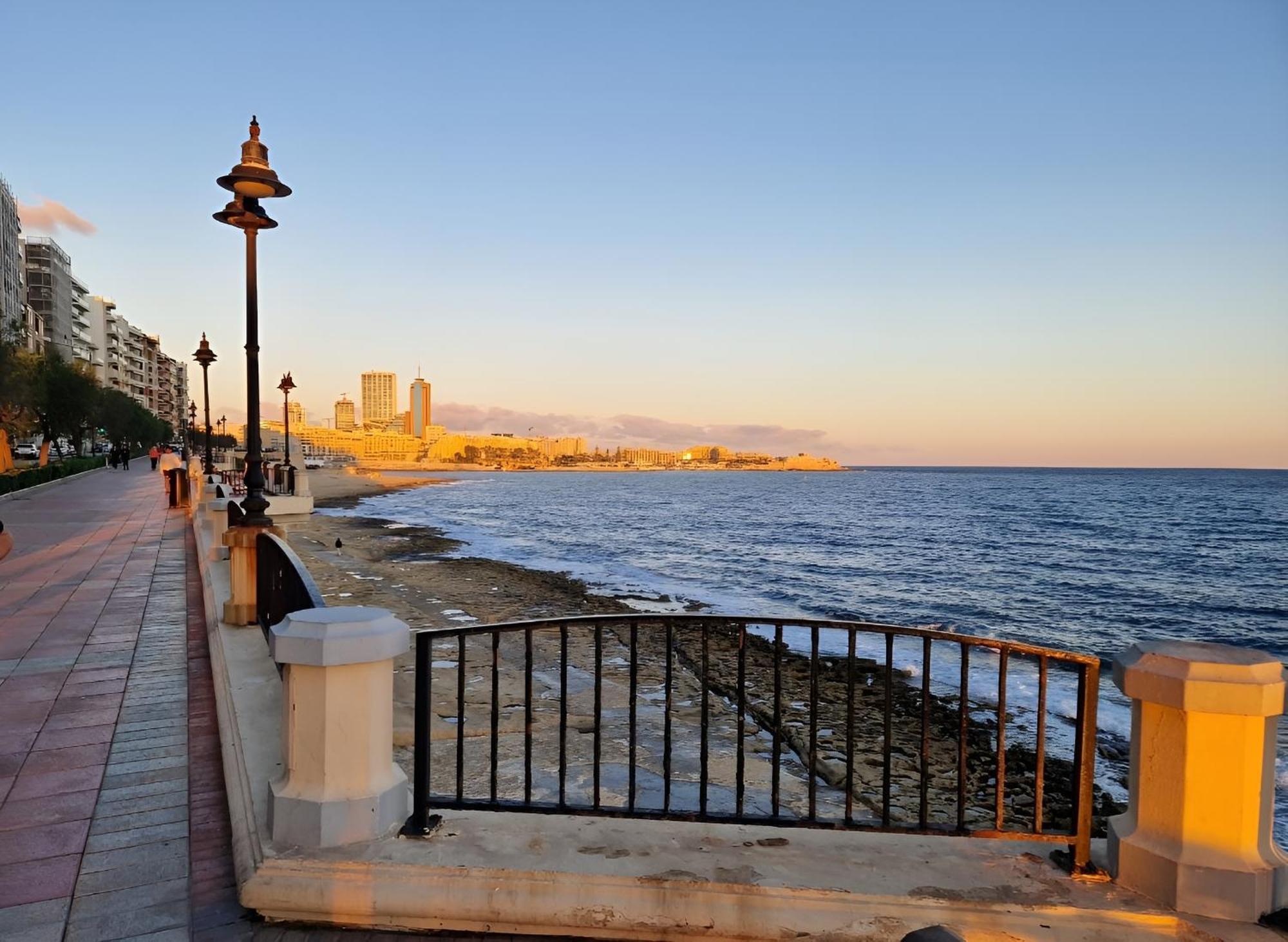 Ferienwohnung Sliema Cosy Penthouse With Bbq Exterior foto