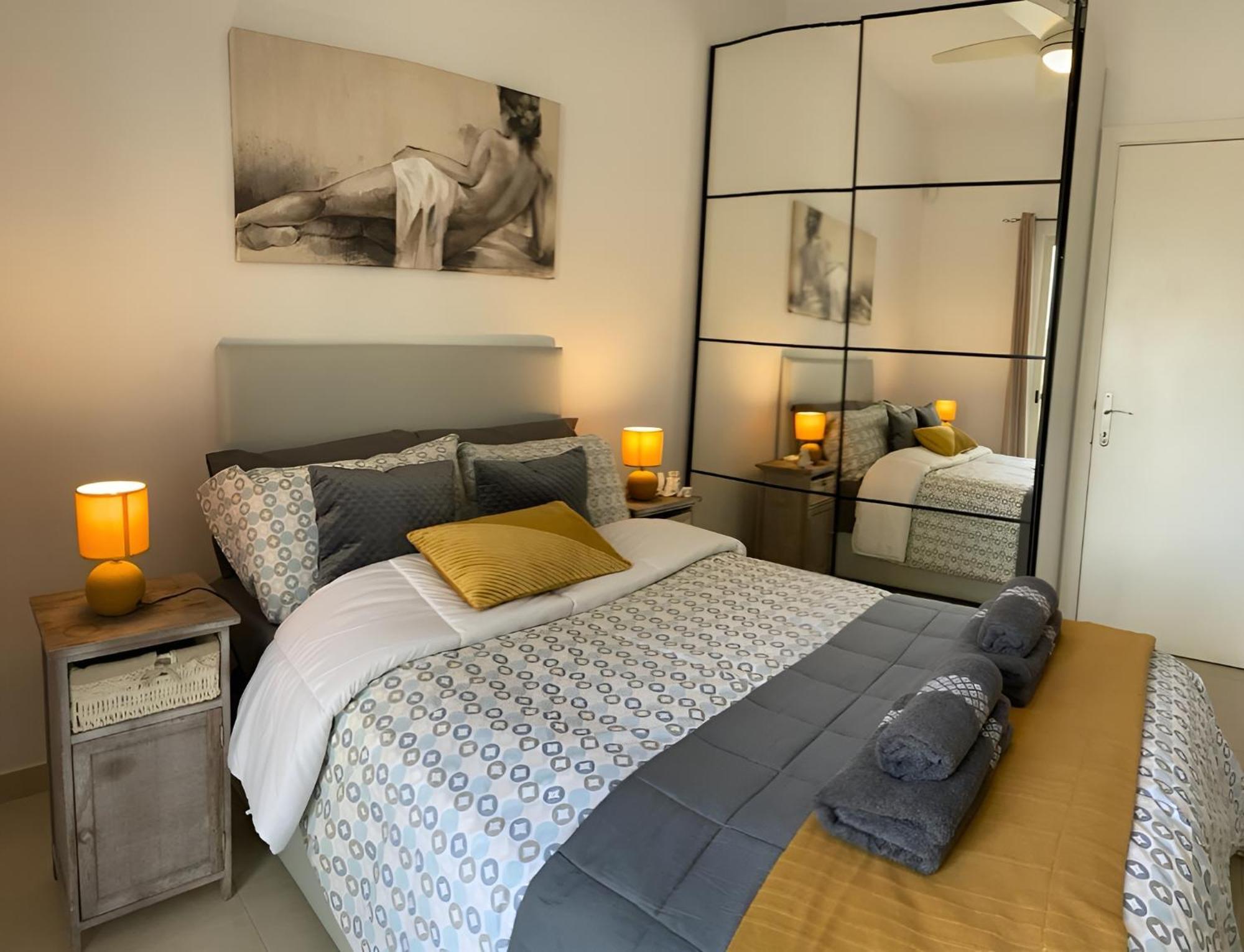 Ferienwohnung Sliema Cosy Penthouse With Bbq Exterior foto